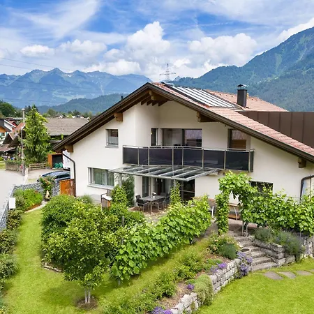 Alpenferienwohnung Lägenhet Bürs