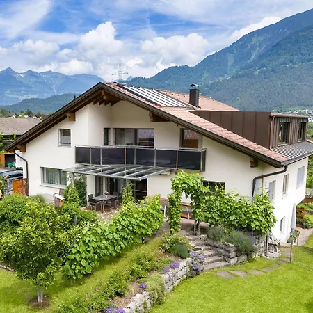 Alpenferienwohnung アパート Bürs
